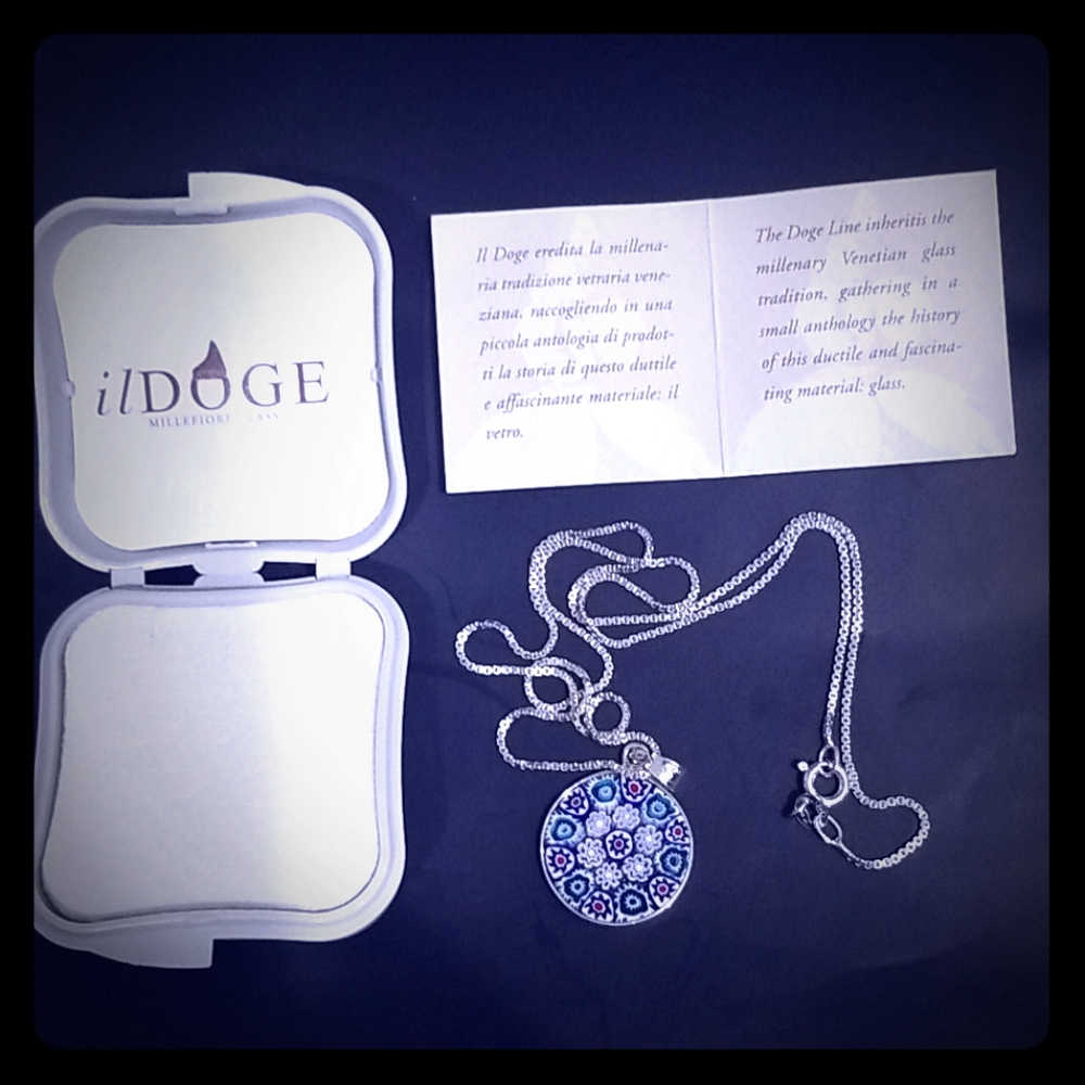 ilDOGE  necklace, new